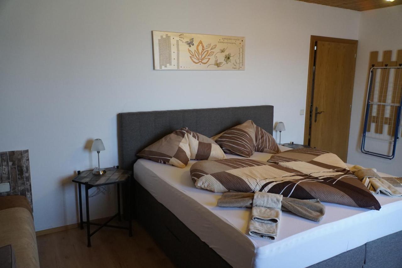 Pension-Ferienwohnung Rotar Faak am See Exterior photo