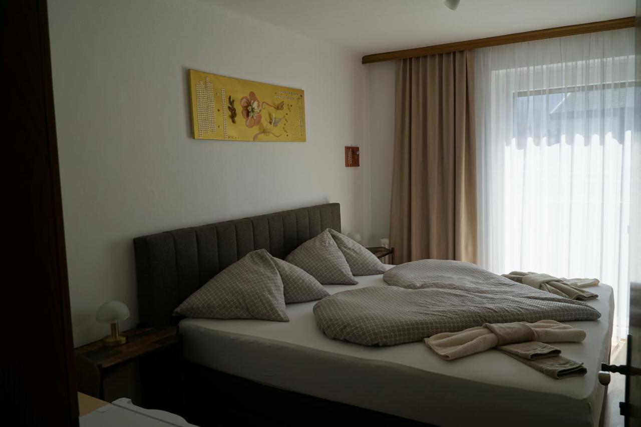 Pension-Ferienwohnung Rotar Faak am See Exterior photo